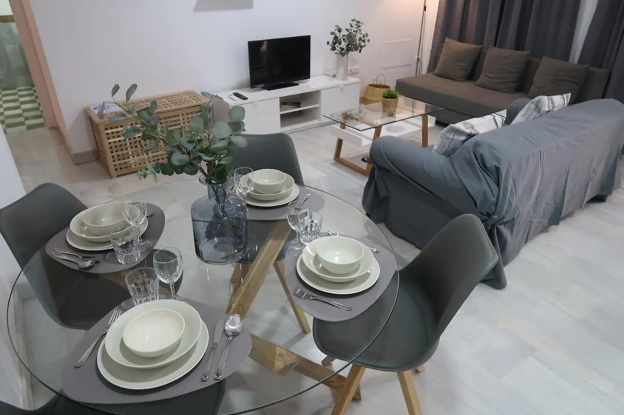 J & E Malaga Center Apartamentos Apartment