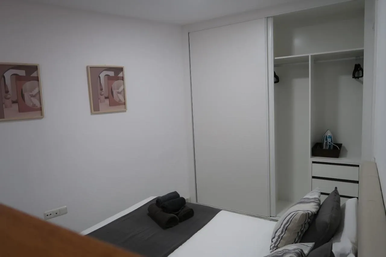 J & E Malaga Center Apartamentos 0*,