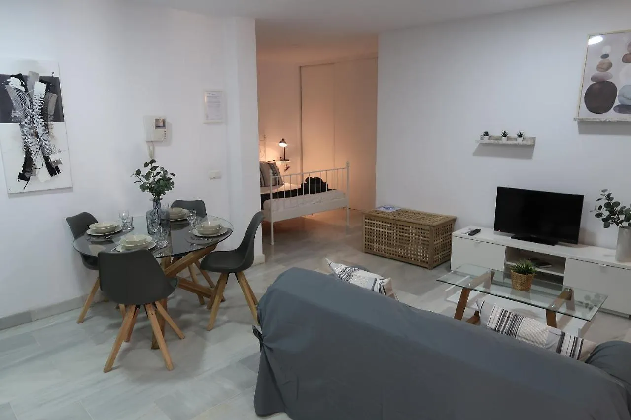 J & E Malaga Center Apartamentos