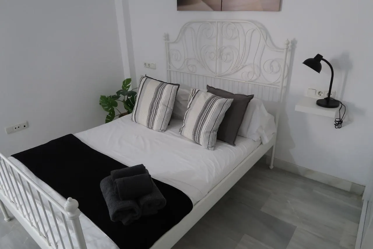 J & E Malaga Center Apartamentos
