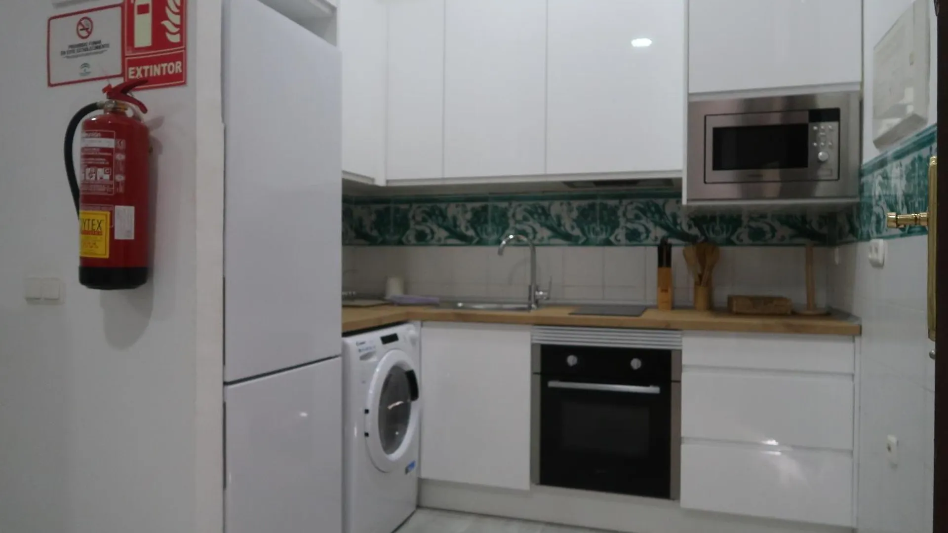 J & E Malaga Center Apartamentos