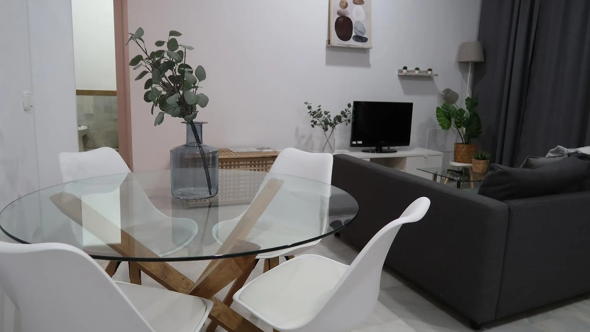 J & E Malaga Center Apartamentos 0*,