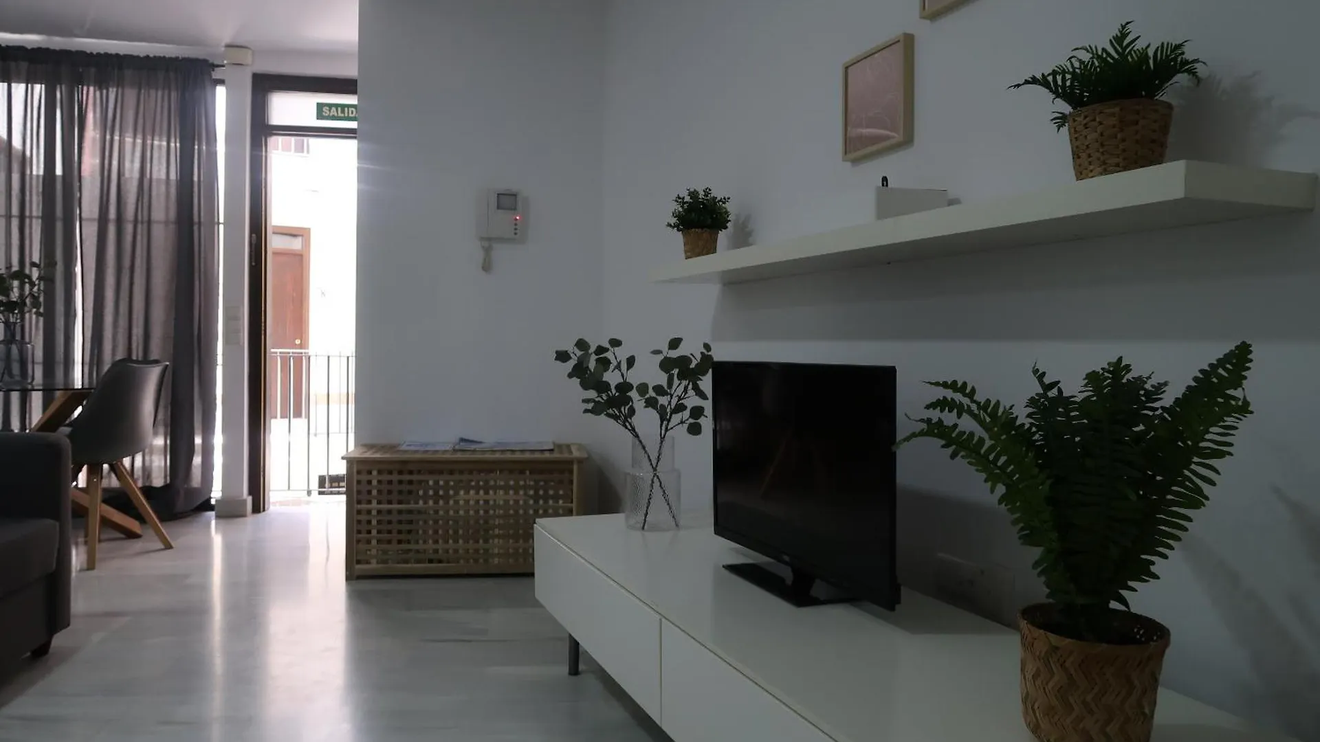 J & E Malaga Center Apartamentos